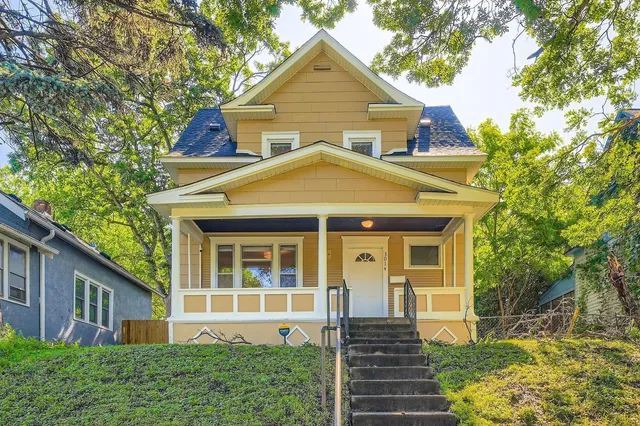 $2,200 | 3014 North Humboldt Avenue, Minneapolis, MN 55411