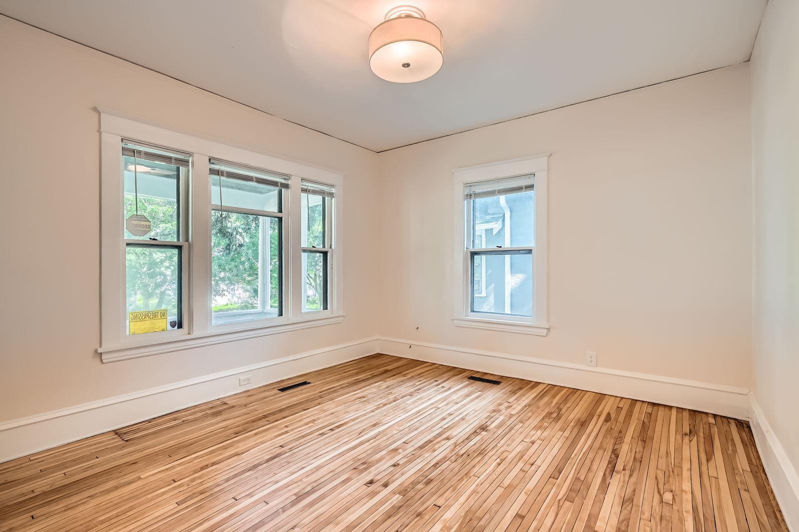 3014 North Humboldt Avenue Minneapolis, MN 55411 - Photo 4 of 26