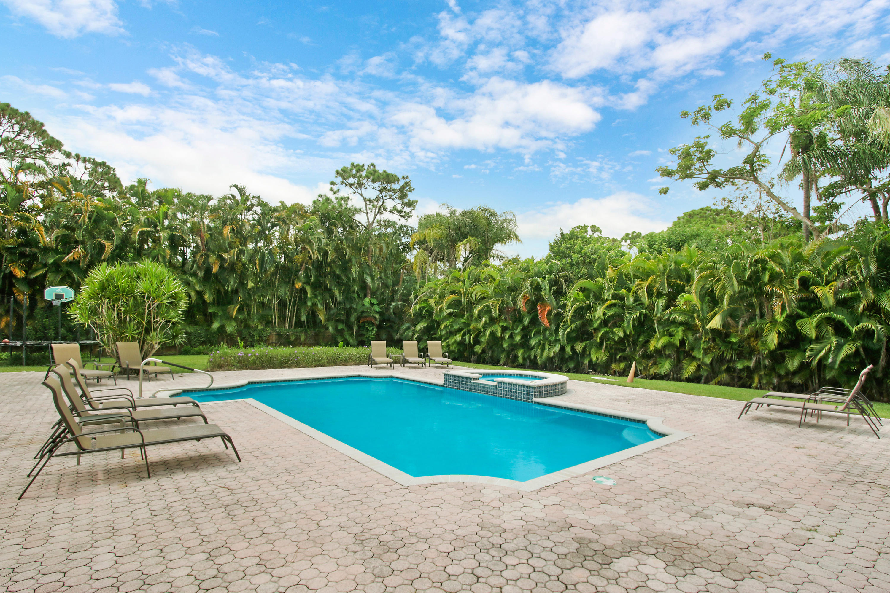 5384 Pennock Point Road Jupiter, FL 33458 - Photo 23 of 34 Pool