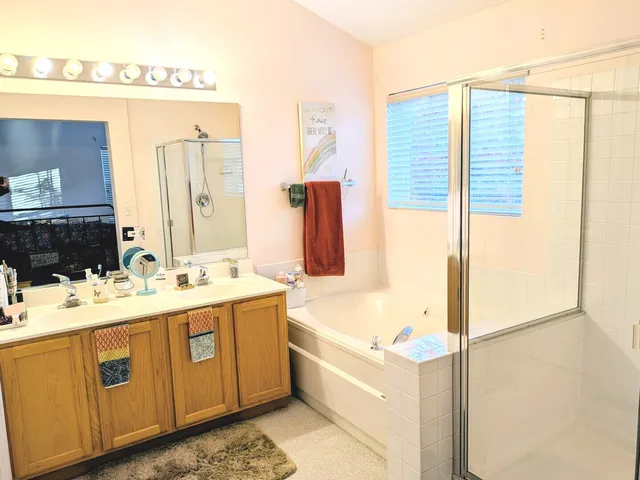 $2,500 | 2927 Falling Waters Lane, Lindenhurst, IL 60046