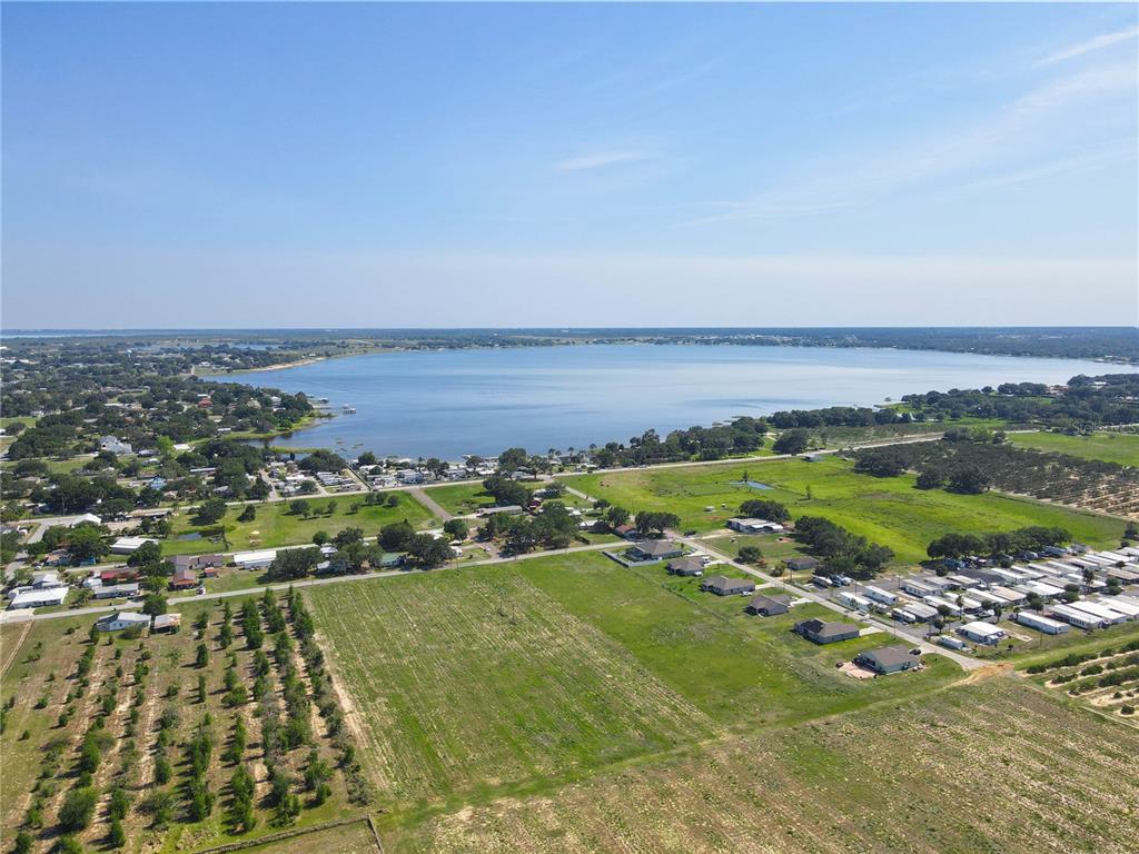 360 Swingle Street Frostproof, FL 33843 - Photo 8 of 27 a view of a city