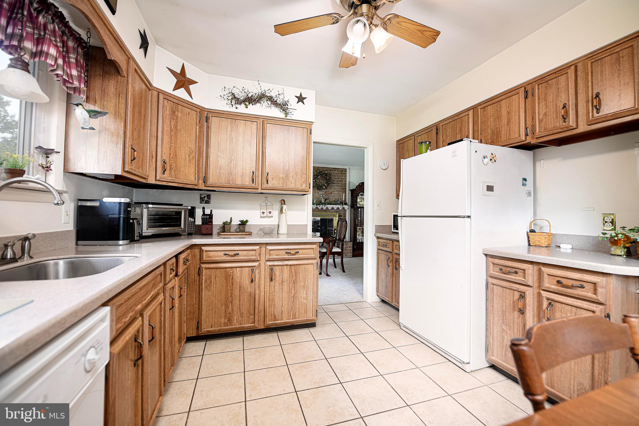 718 Chestnut Hill Road Forest Hill, MD 21050 - Photo 11 of 34 Kitchen