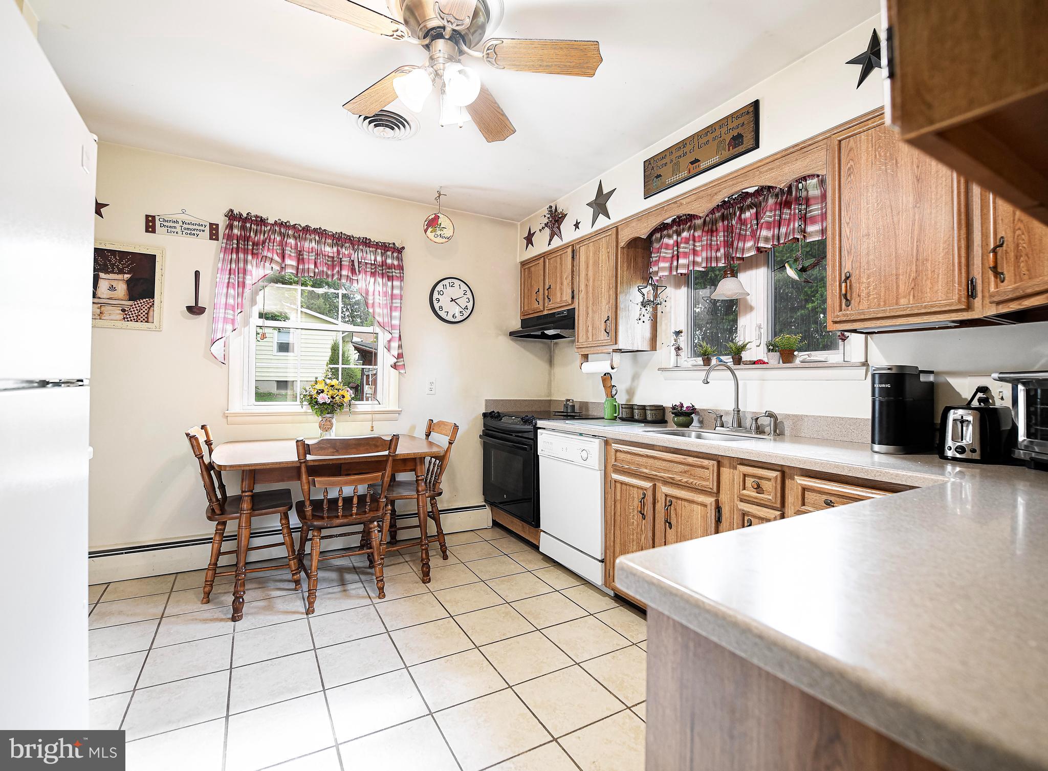 718 Chestnut Hill Road Forest Hill, MD 21050 - Photo 13 of 34 Kitchen