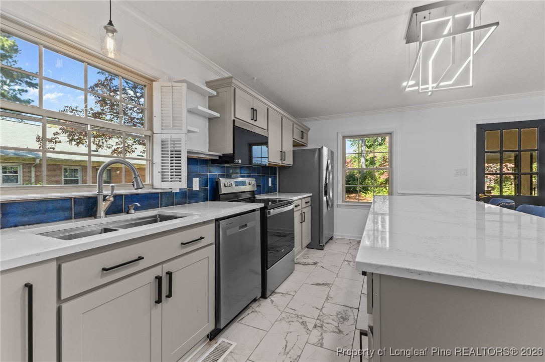 2728 Huntington Road Fayetteville, NC 28303 - Photo 14 of 39