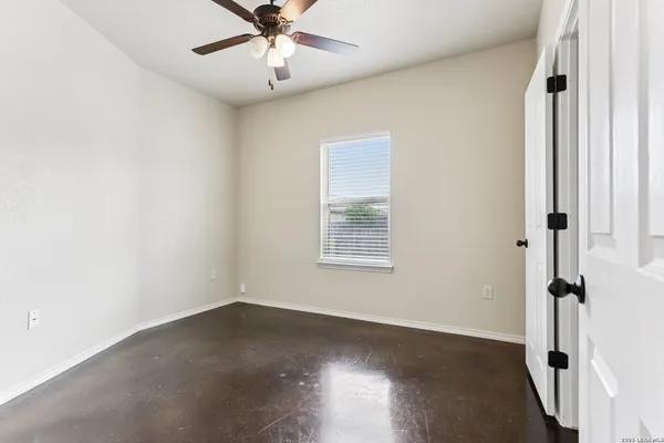 $1,550 | 219 Eugene Pass, New Braunfels, TX 78130