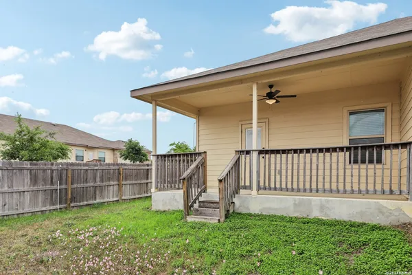 $1,550 | 219 Eugene Pass, New Braunfels, TX 78130