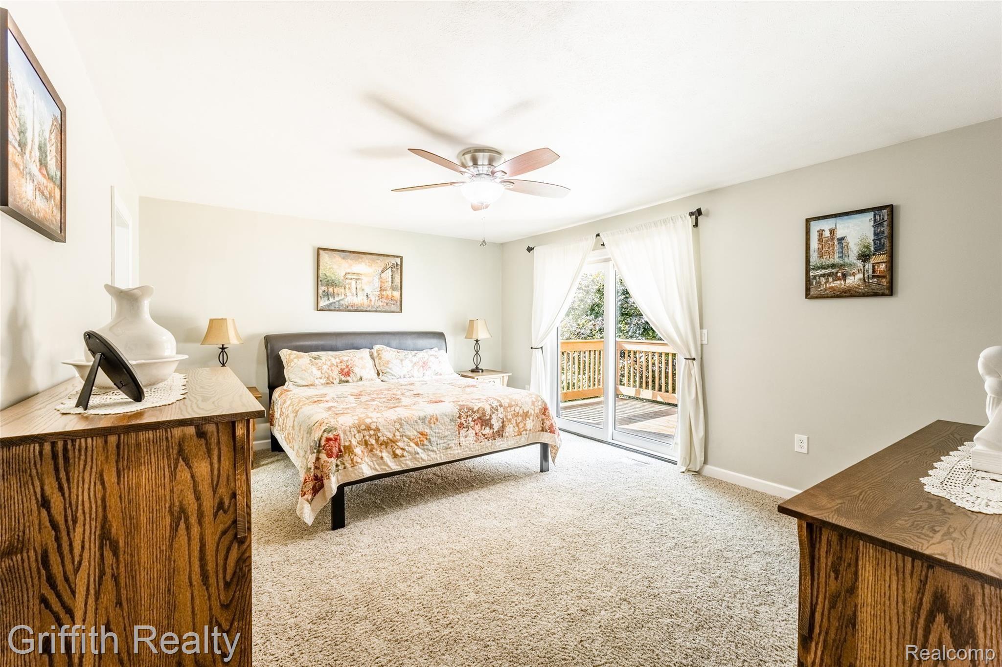 8341 Hilton Road Brighton, MI 48114 - Photo 20 of 41 8341 Hilton Road-40.jpg