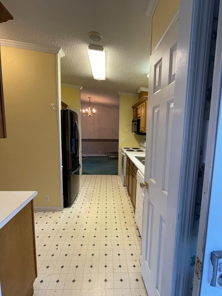 5045 Queen Chapel Road Dalzell, SC 29040 - Photo 3 of 11 Gallery Image 3