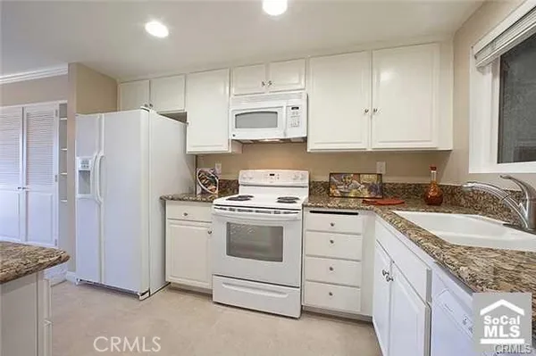 $2,675 | 3364 Punta Alta, Unit 2B, Laguna Woods, CA 92637