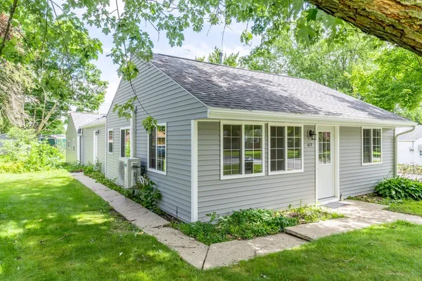 $259,900 | 617 Randolph Street, Angola, IN 46703
