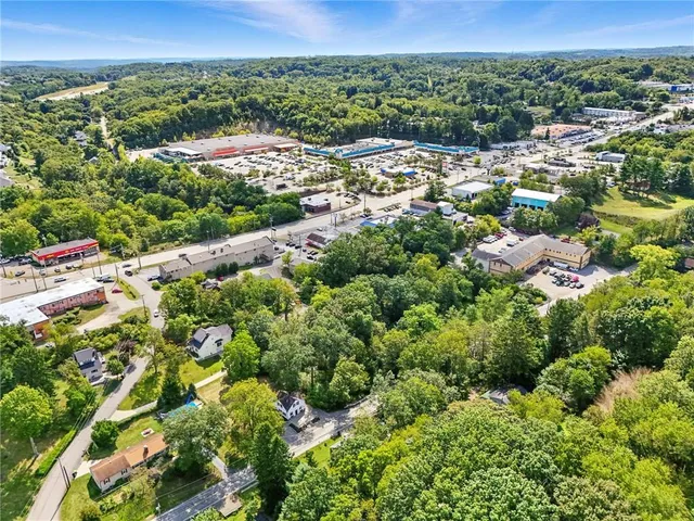 $299,000 | 4978 South Pioneer Road, Gibsonia, PA 15044