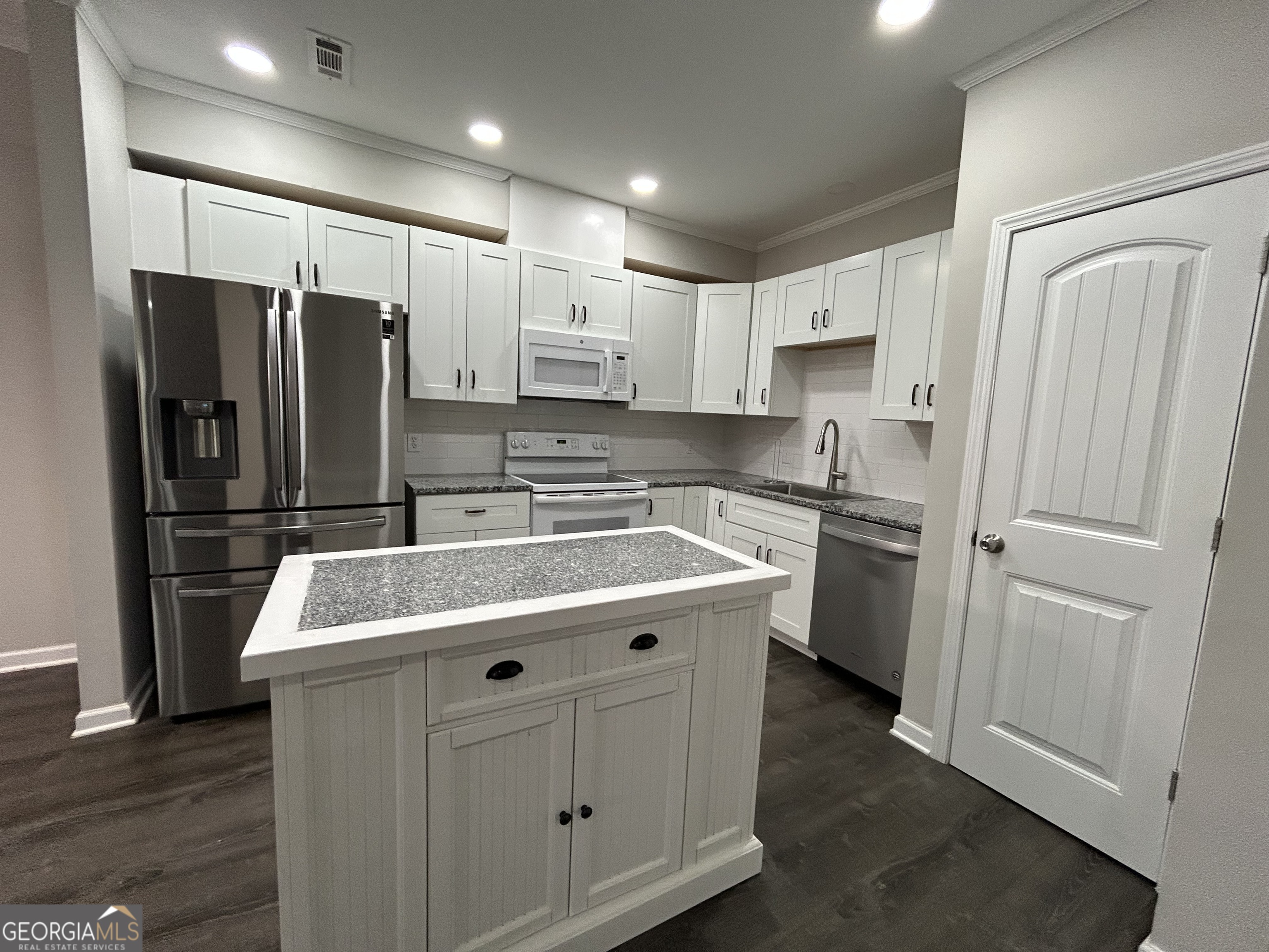 2940 Furlong Court Cumming, GA 30040 - Photo 23 of 37