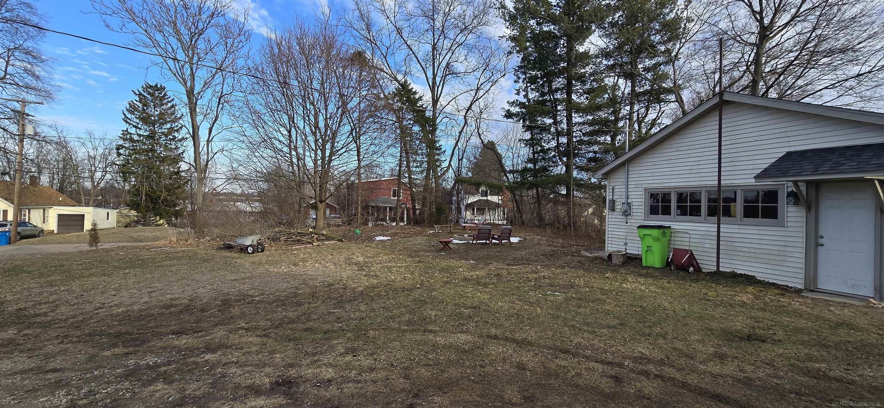 205 South Dettman Road Jackson, MI 49203 - Photo 7 of 56