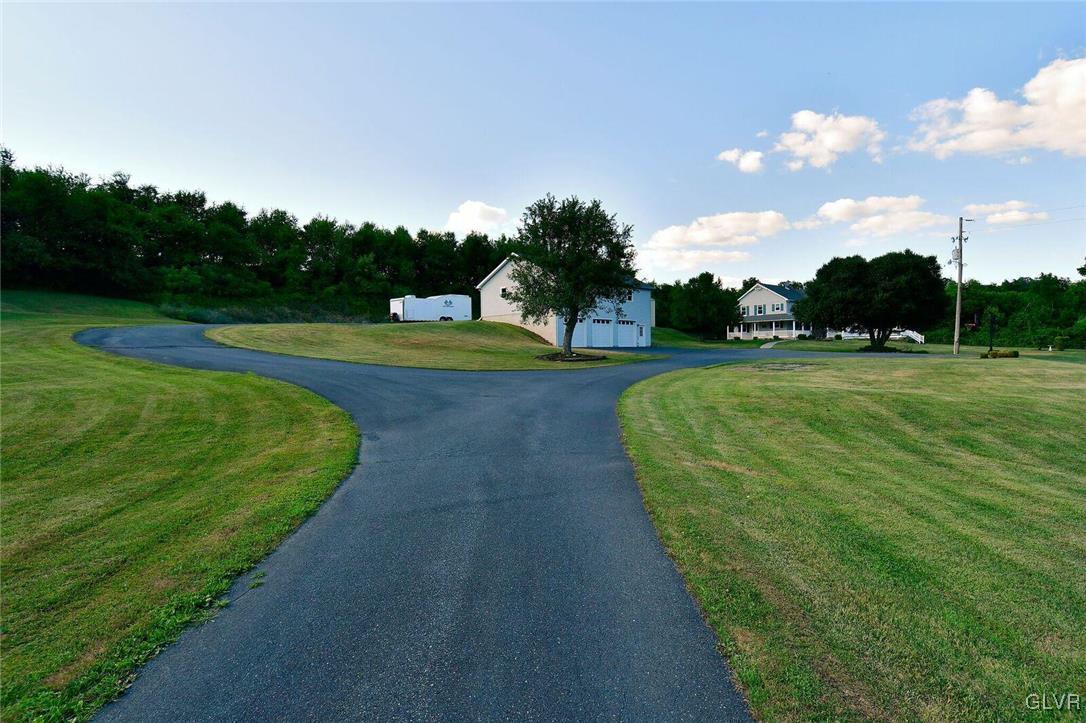 1185 Bangor Road Nazareth, PA 18064 - Photo 4 of 33