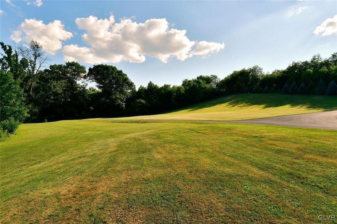1185 Bangor Road Nazareth, PA 18064 - Photo 8 of 33