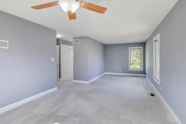 $639,000 | 404 Tracy Terrace, Des Plaines, IL 60016