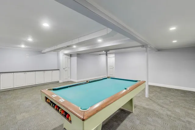 $639,000 | 404 Tracy Terrace, Des Plaines, IL 60016