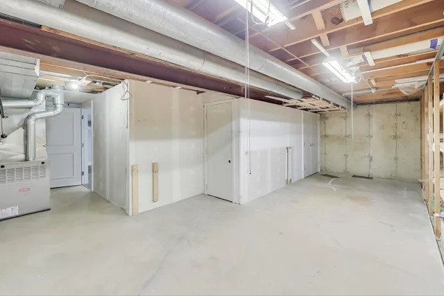 $639,000 | 404 Tracy Terrace, Des Plaines, IL 60016