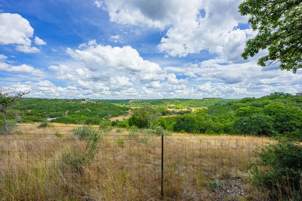 101 Crestline Kerrville, TX 78028 - Photo 40 of 47