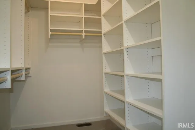 $530,000 | 901 Harvard Terrace, Frankfort, IN 46041