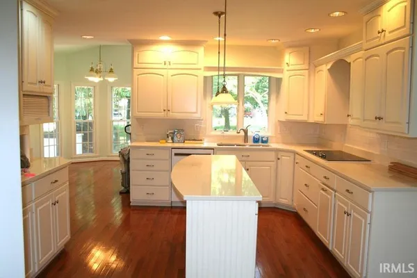 $530,000 | 901 Harvard Terrace, Frankfort, IN 46041