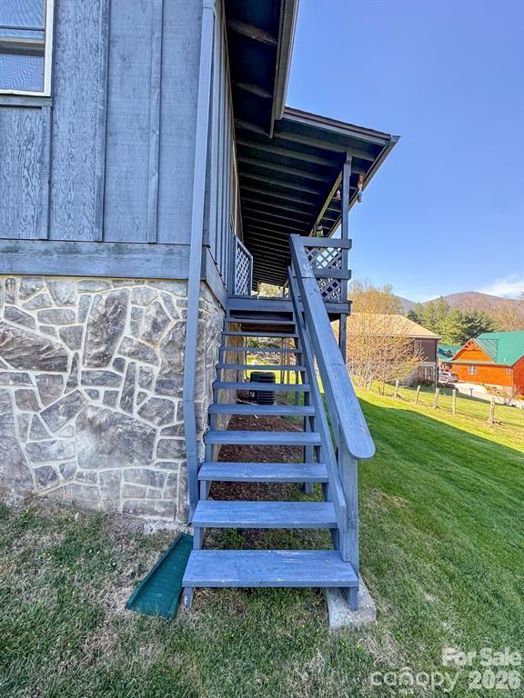84 Stoney Ridge Loop Maggie Valley, NC 28751 - Photo 3 of 33 Gallery Image 3