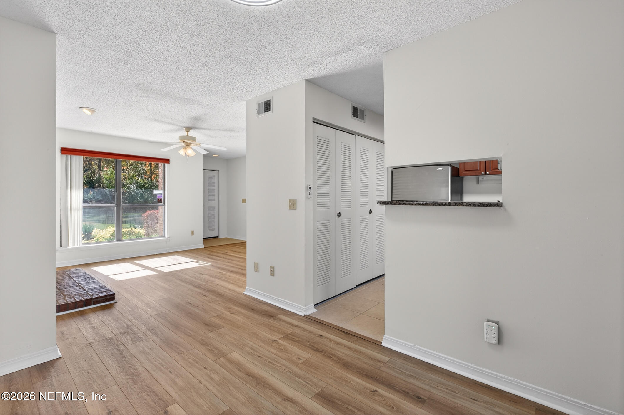 10200 Belle Rive Boulevard, Unit 105 Jacksonville, FL 32256 - Photo 15 of 47 016-10200BelleRiveBoulevard-105-Jacksonv