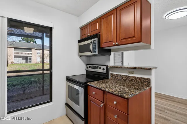 $130,000 | 10200 Belle Rive Boulevard, Unit 105, Jacksonville, FL 32256