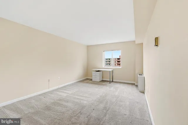 $2,350 | 7505 Democracy Boulevard, Unit A428, Bethesda, MD 20817