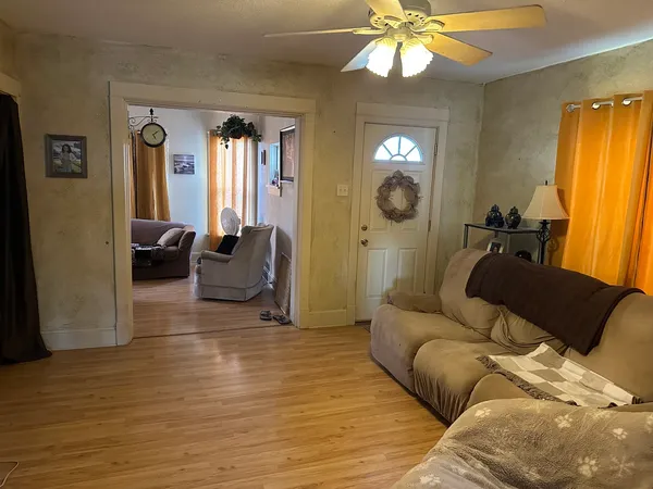 $69,000 | 111 South Street, Bradford, IL 61421