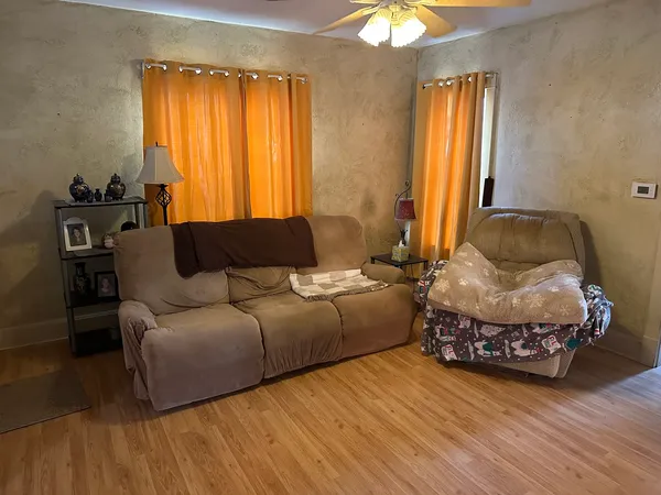 $69,000 | 111 South Street, Bradford, IL 61421