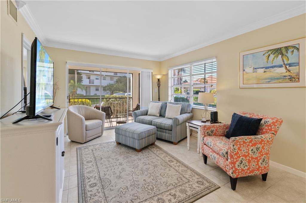 5 High Point Circle West, Unit 104 Naples, FL 34103 - Photo 5 of 40