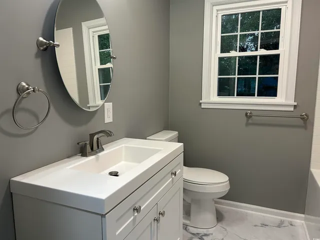 $209,000 | 404 East Richardson Avenue, Hemingway, SC 29554