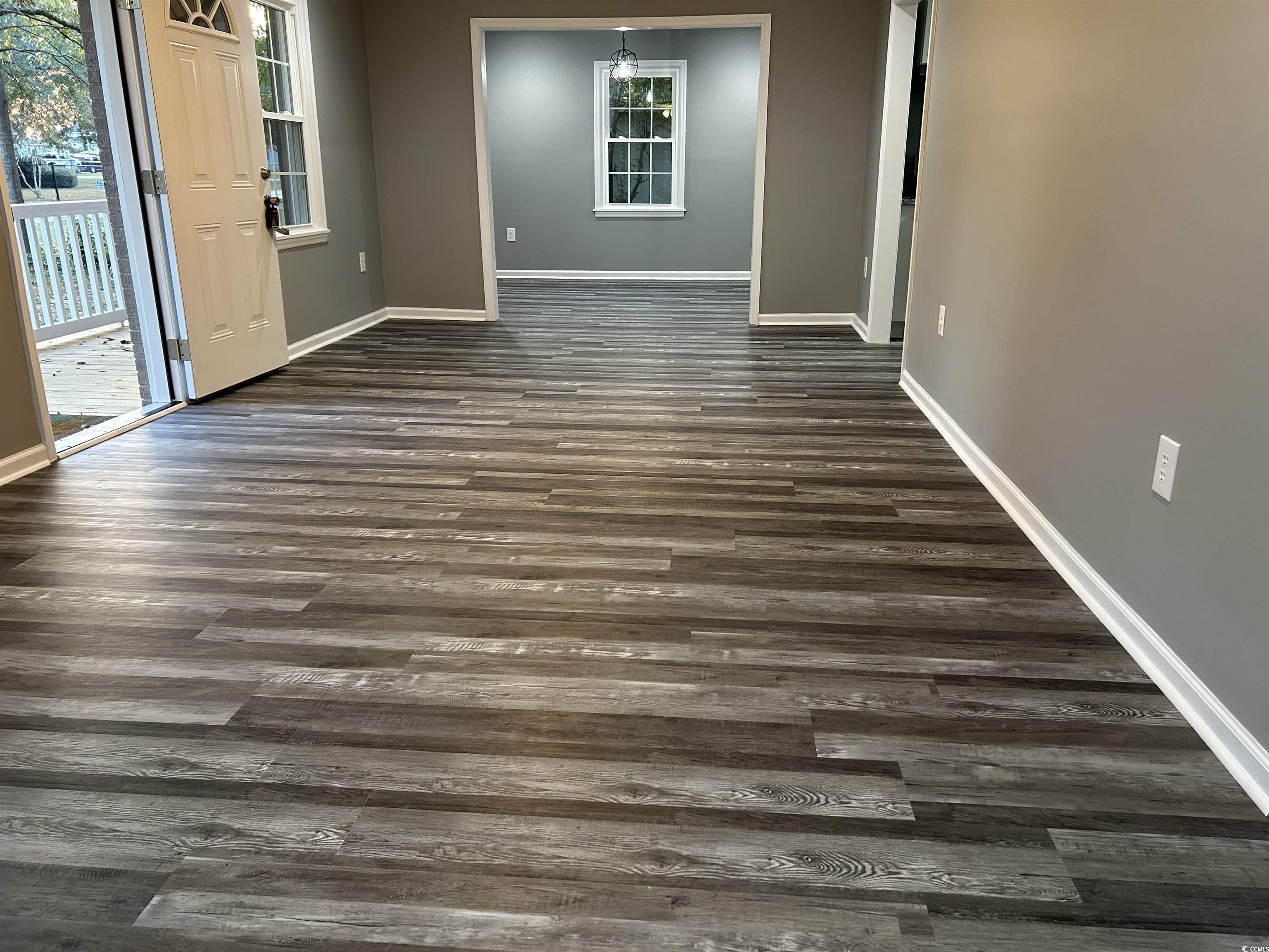 404 East Richardson Avenue Hemingway, SC 29554 - Photo 2 of 26