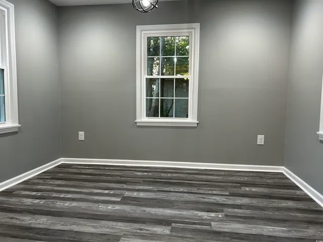 $209,000 | 404 East Richardson Avenue, Hemingway, SC 29554