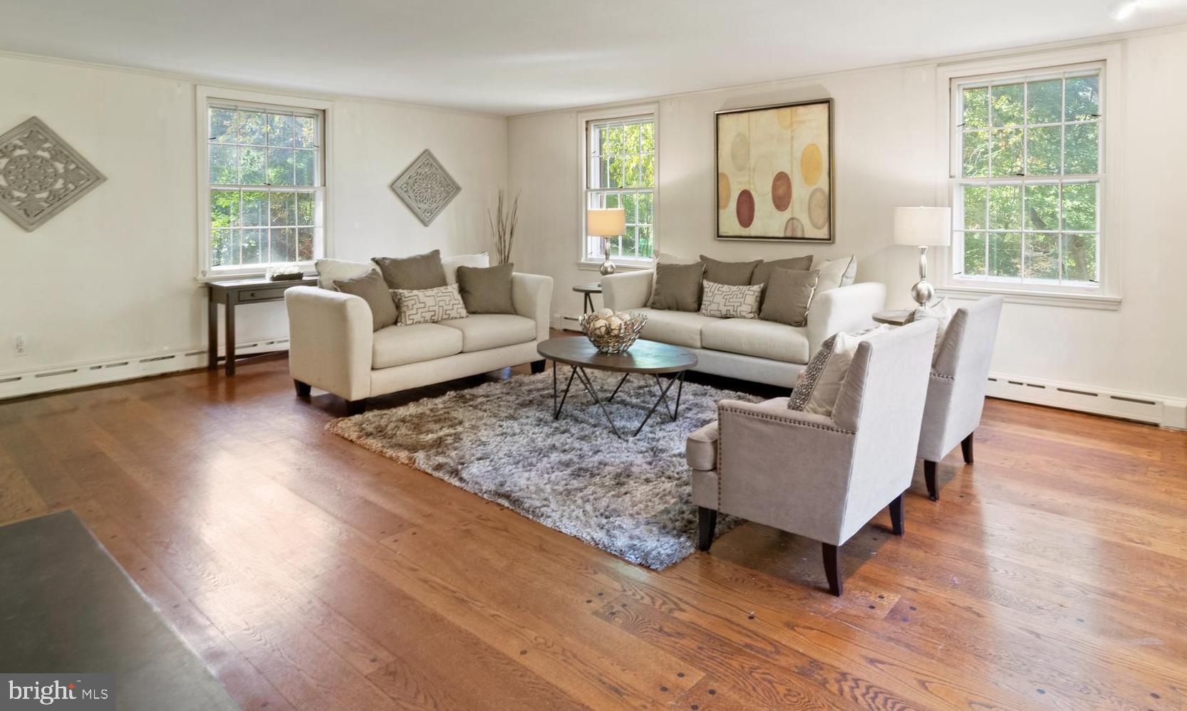 431 Crescent Road Wyncote, PA 19095 - Photo 4 of 49