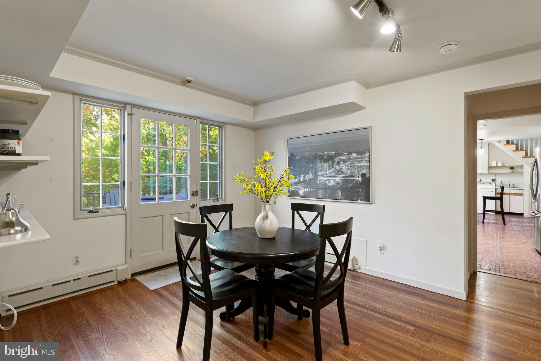 431 Crescent Road Wyncote, PA 19095 - Photo 6 of 49