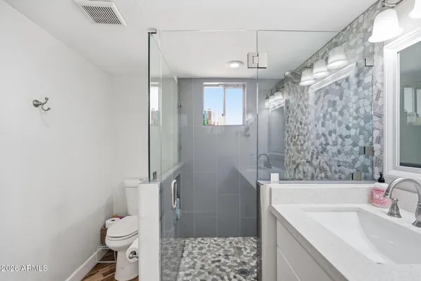 $599,000 | 2422 North 37th Street, Phoenix, AZ 85008