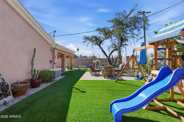 $599,000 | 2422 North 37th Street, Phoenix, AZ 85008