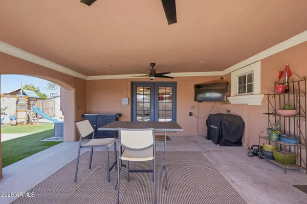 $599,000 | 2422 North 37th Street, Phoenix, AZ 85008