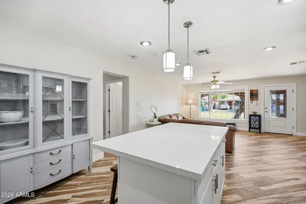 $599,000 | 2422 North 37th Street, Phoenix, AZ 85008