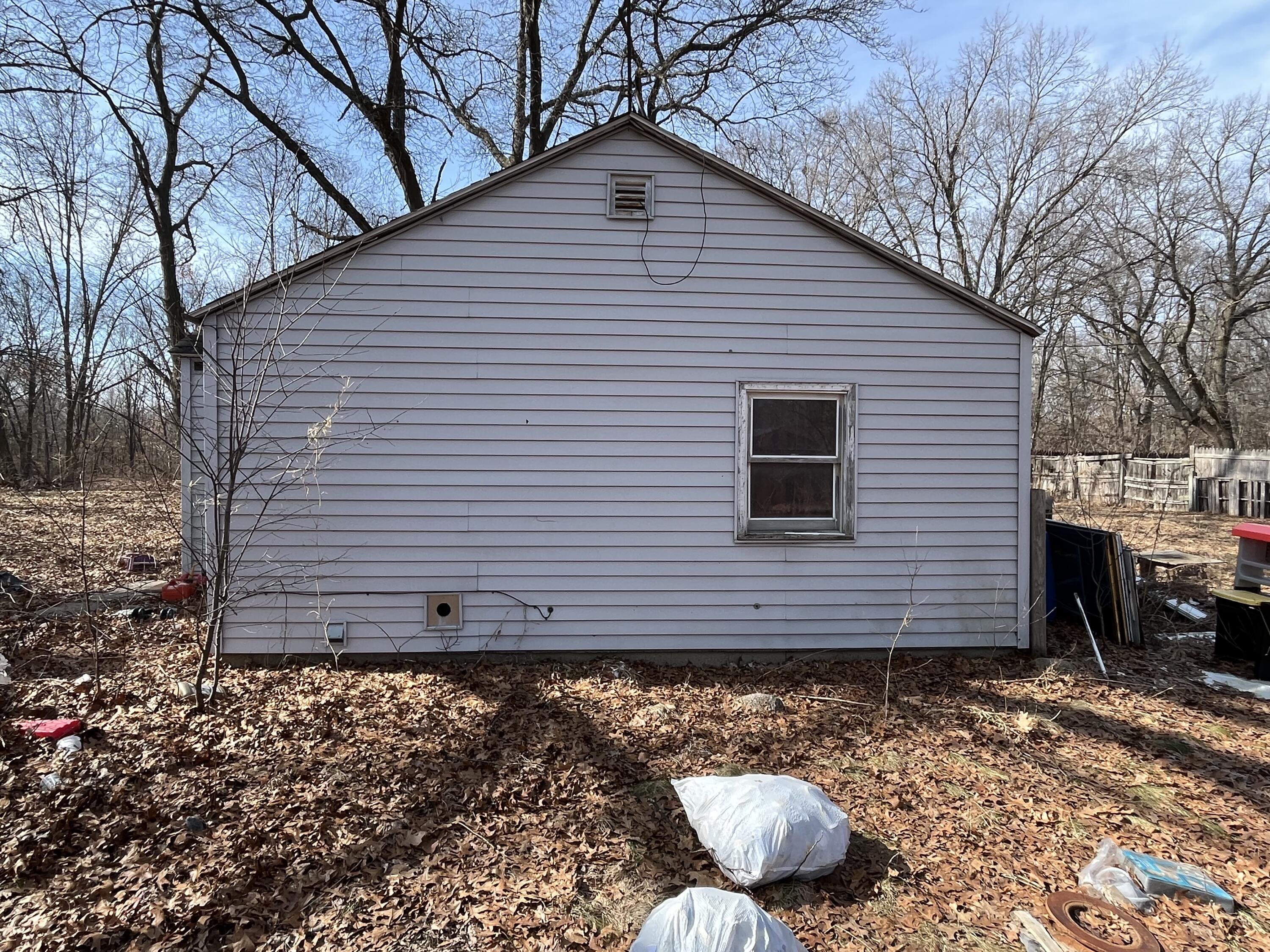 9806 7 Mile Road Belding, MI 48809 - Photo 4 of 11 (Upload-from-mobile-1773172153)IMG_4960