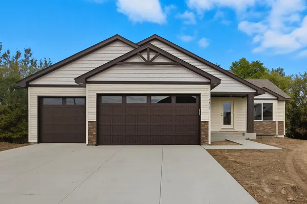 $349,900 | 4631 9th Street Northeast, St. Cloud, MN 56304