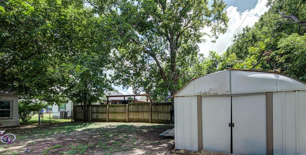 307 North Miller Street Decatur, TX 76234 - Photo 10 of 24