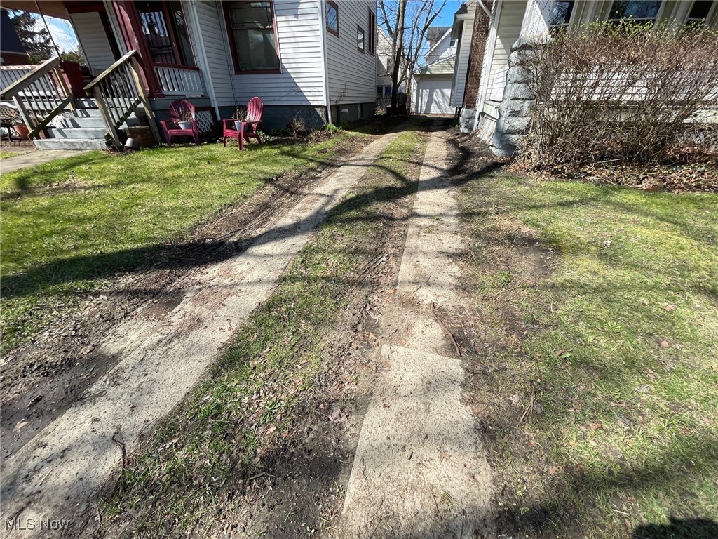 494 Eddy Road Cleveland, OH 44108 - Photo 5 of 47 Driveway view 1