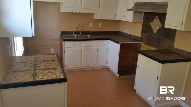 553 Hopi Street Chickasaw, AL 36611 - Photo 5 of 12