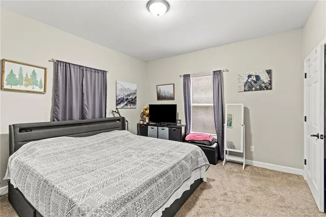 $270,000 | 8846 Highway 69, Cameron, MO 64429