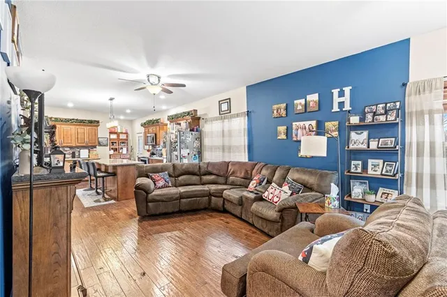 $270,000 | 8846 Highway 69, Cameron, MO 64429