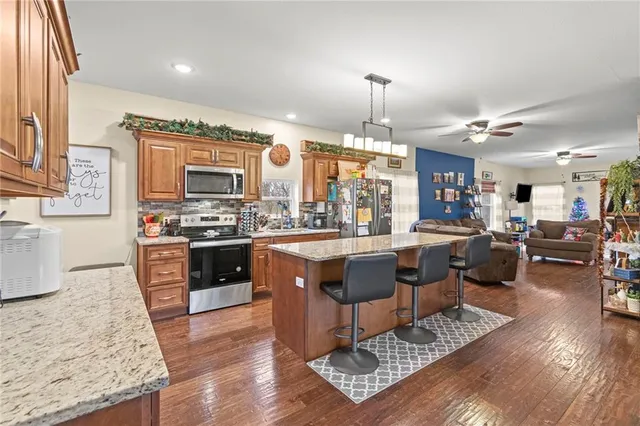 $270,000 | 8846 Highway 69, Cameron, MO 64429