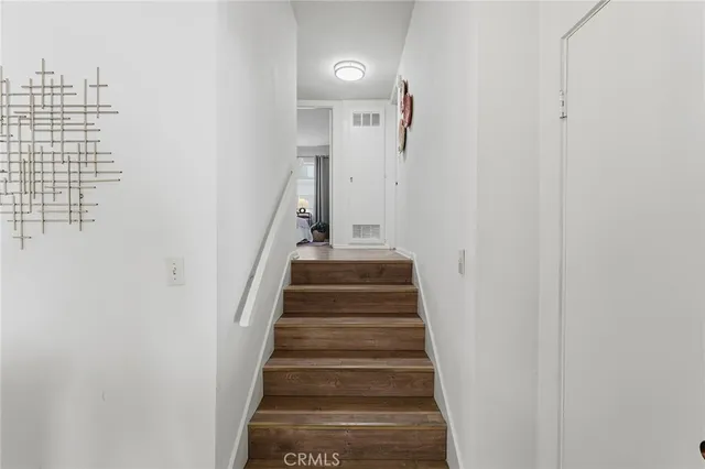 $565,000 | 6227 1/2 Randi Avenue, Woodland Hills, CA 91367